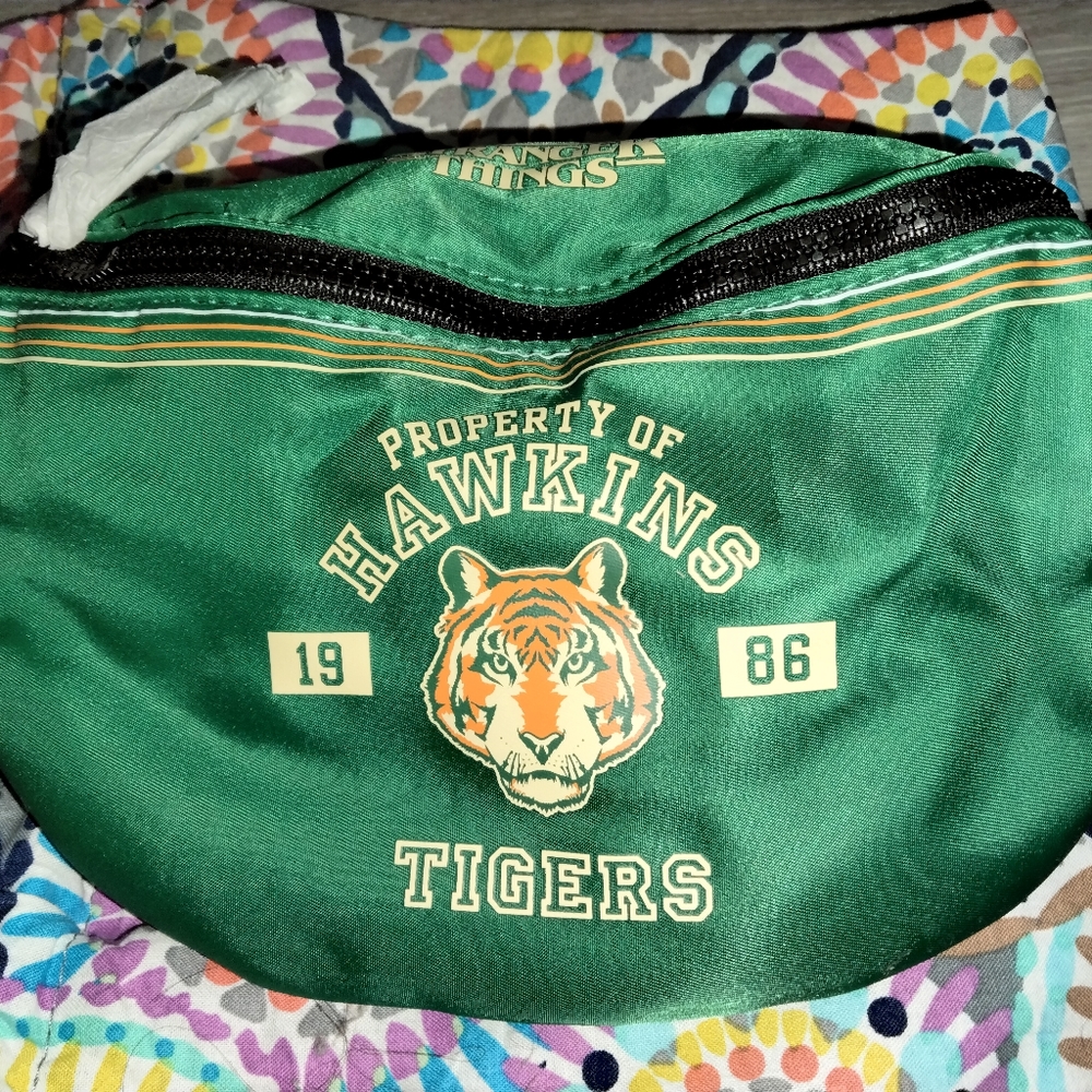 Stranger Things x Mac Cosmetics Hawkins belt bag limited edition New